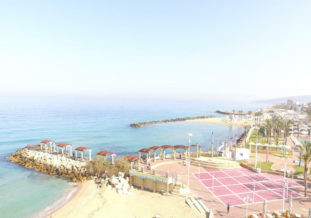 Balfour Sea View City Center Nahariya Esterno foto